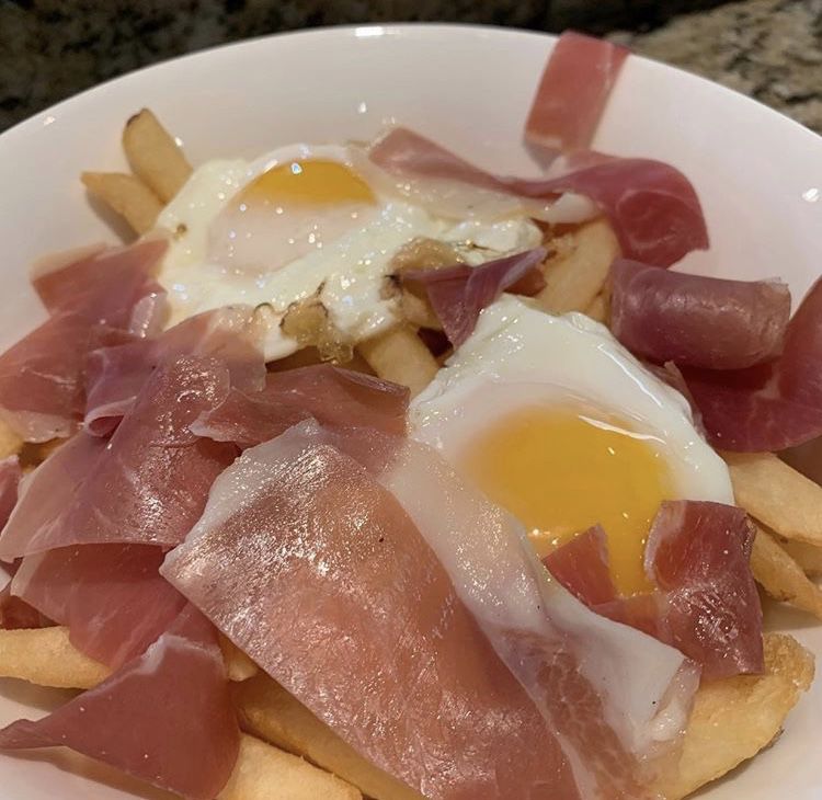 Kebo Huevos estrellados.jpg